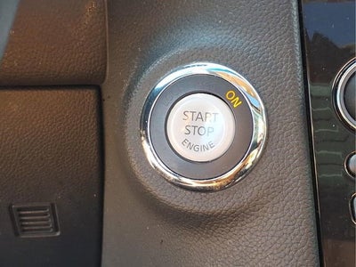 2017 INFINITI QX70 Y