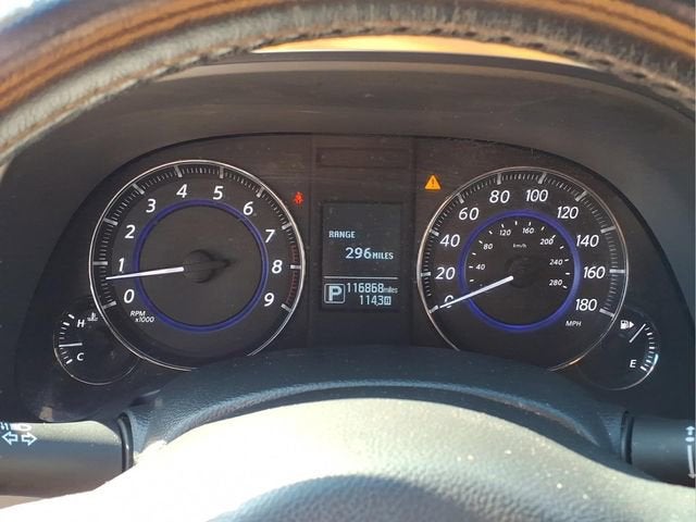 2017 INFINITI QX70 Y