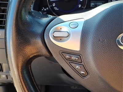 2017 INFINITI QX70 Y