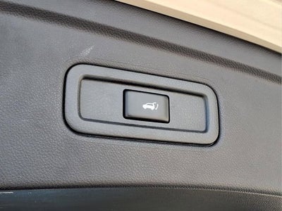 2017 INFINITI QX70 Y