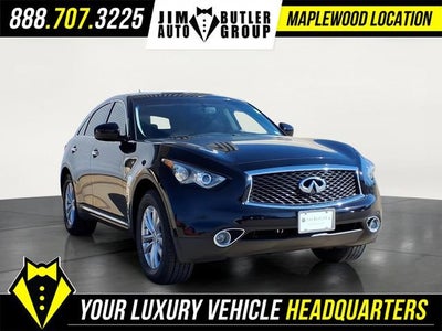 2017 INFINITI QX70 Y