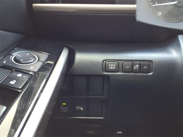 2017 Lexus IS 200t IS Turbo