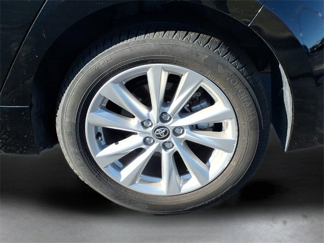 2024 Toyota Corolla Hatchback SE