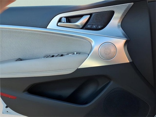 2023 Genesis G70 2.0T AWD