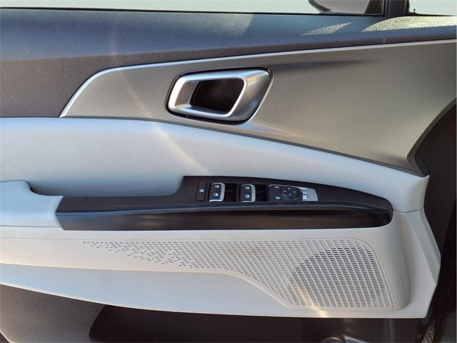 2022 Kia Carnival MPV LX Seat Package