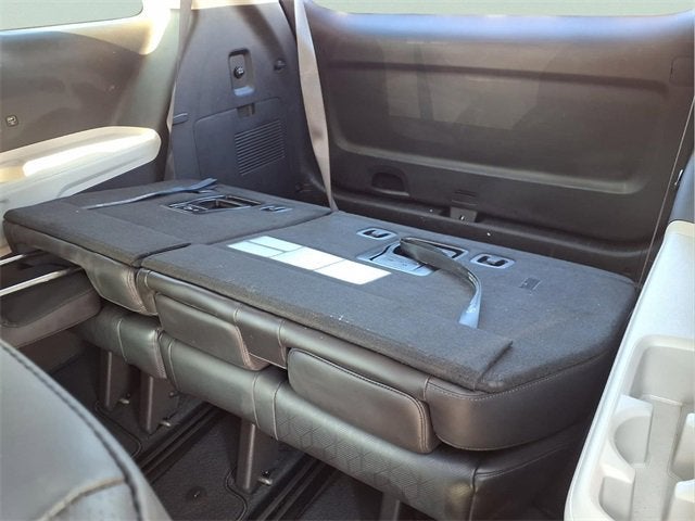 2022 Kia Carnival MPV LX Seat Package