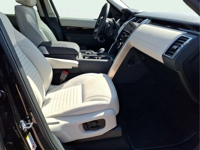 2025 Land Rover Discovery S
