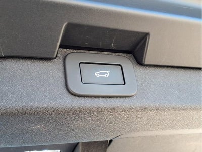 2025 Land Rover Discovery S