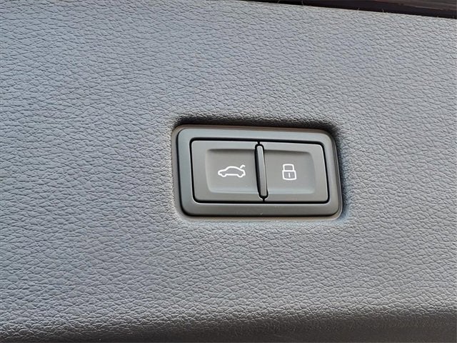 2023 Audi SQ8 Prestige