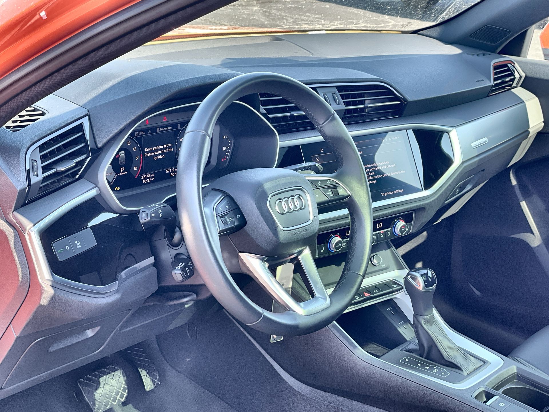 2025 Audi Q3 Premium 45 TFSI S line quattro Tiptronic