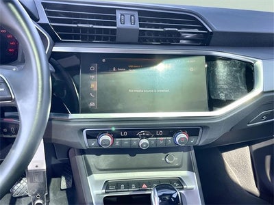 2025 Audi Q3 Premium 45 TFSI S line quattro Tiptronic