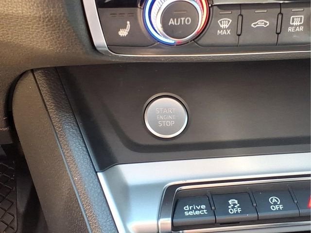 2020 Audi Q3 Premium 45 TFSI S line quattro Tiptronic