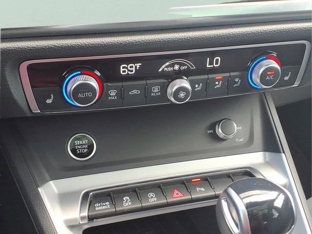 2024 Audi Q3 S line Premium