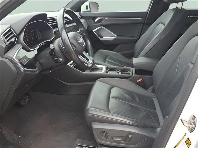 2023 Audi Q3 S line Premium