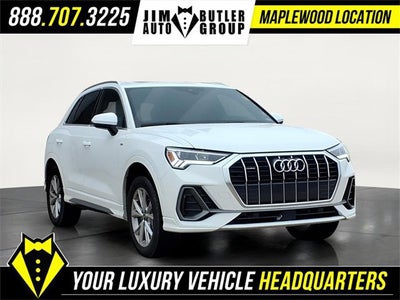 2023 Audi Q3 S line Premium