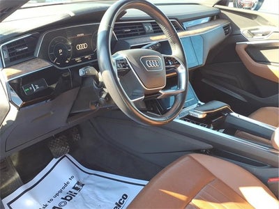 2019 Audi e-tron Premium Plus