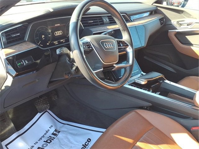 2019 Audi e-tron Premium Plus