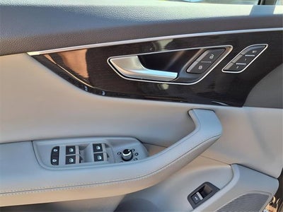 2024 Audi Q7 Premium Plus