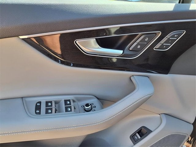 2024 Audi Q7 Premium Plus