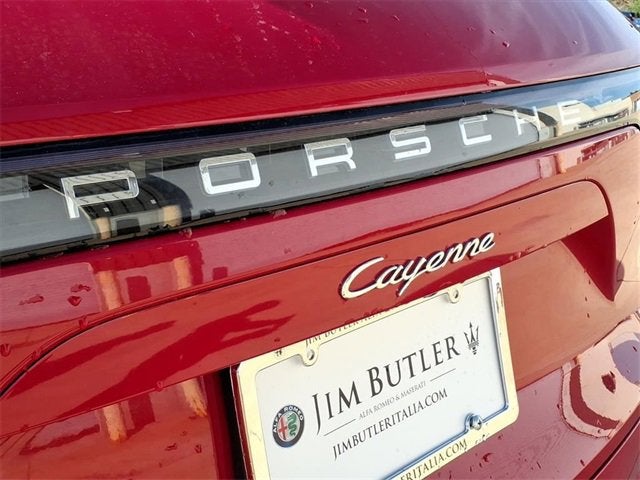 2023 Porsche Cayenne C