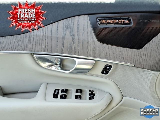 2024 Volvo XC90 Plus Bright Theme