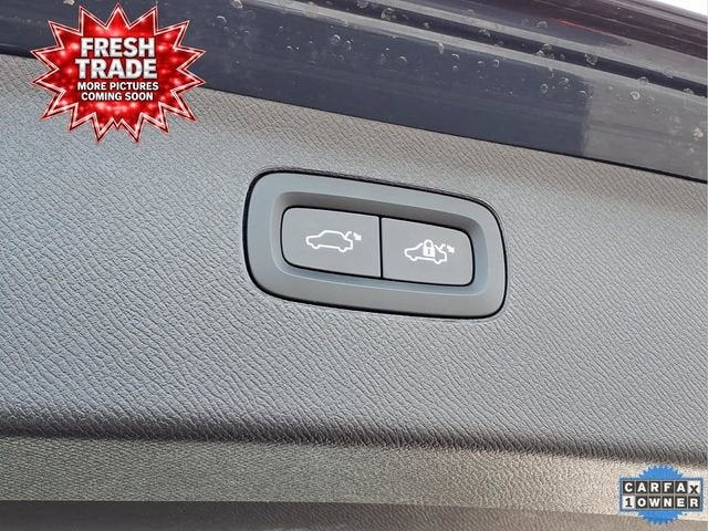 2024 Volvo XC90 Plus Bright Theme