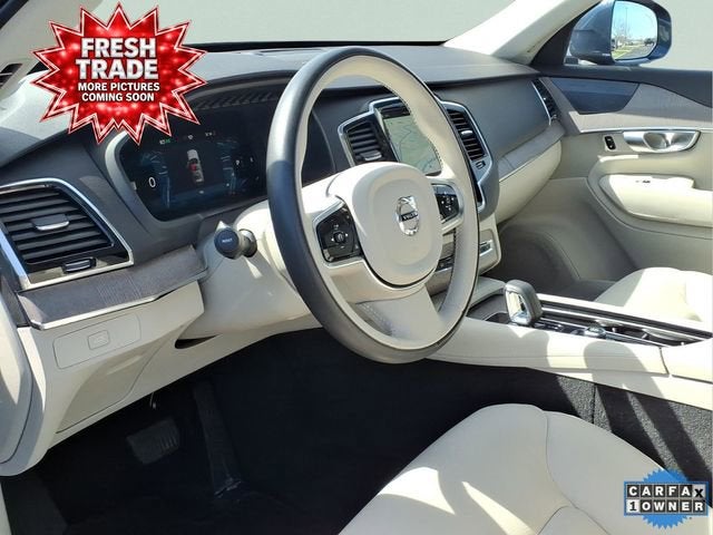2024 Volvo XC90 Plus Bright Theme