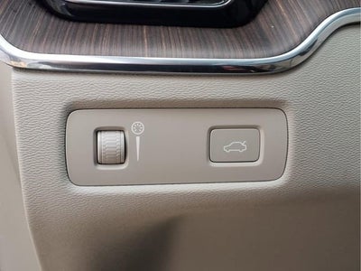 2022 Volvo XC60 Momentum