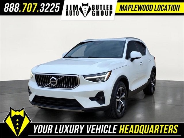 2023 Volvo XC40 Plus Bright Theme