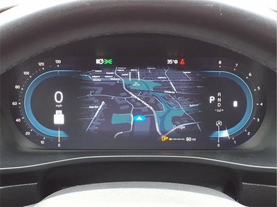 2023 Volvo XC40 Plus Bright Theme