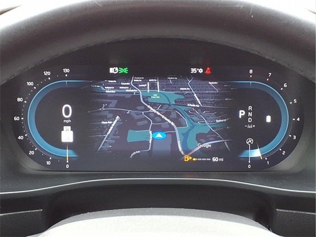 2023 Volvo XC40 Plus Bright Theme