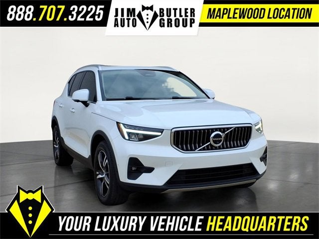 2023 Volvo XC40 Plus Bright Theme