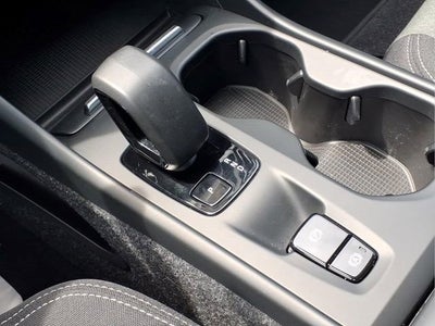 2023 Volvo XC40 Core
