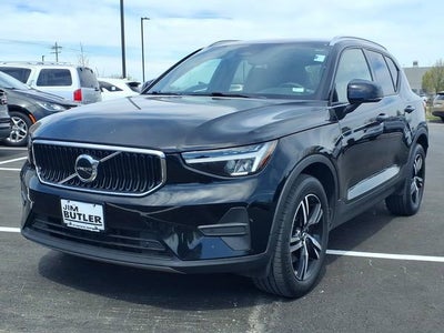 2023 Volvo XC40 Core