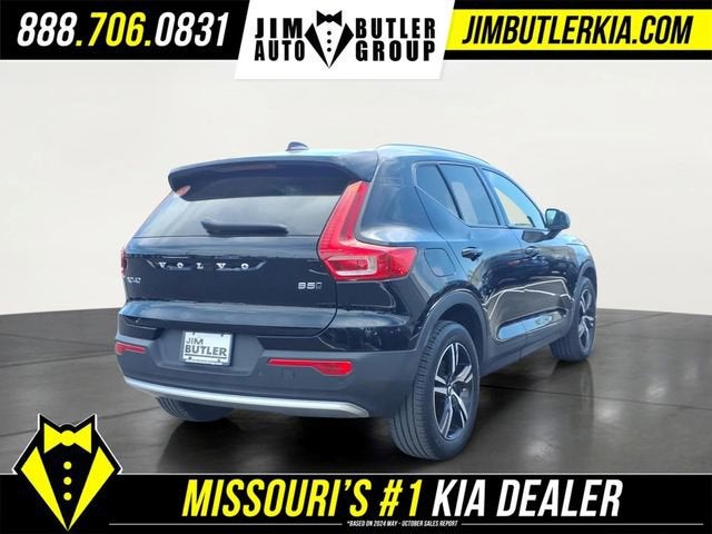 2023 Volvo XC40 Core