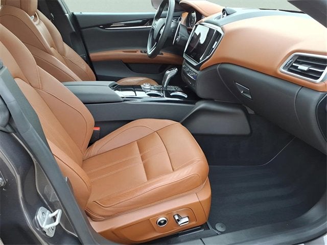 2022 Maserati Ghibli Modena