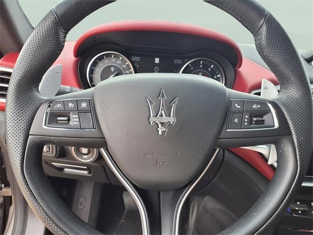 2022 Maserati Ghibli Modena Q4