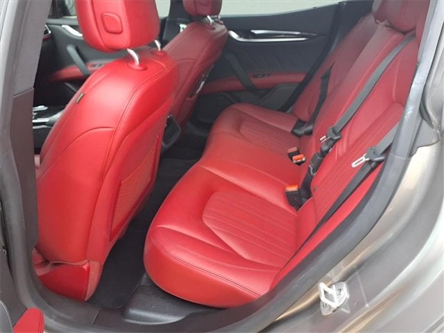 2022 Maserati Ghibli Modena Q4