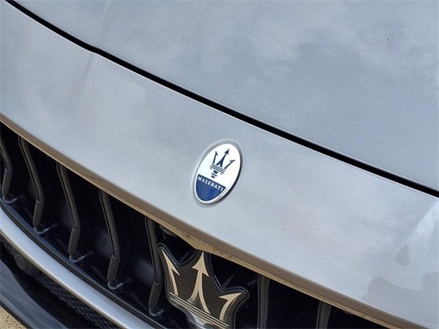 2022 Maserati Ghibli Modena Q4
