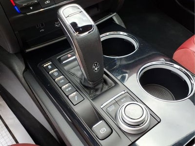 2022 Maserati Ghibli Modena Q4