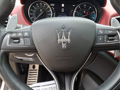 2022 Maserati Ghibli Modena Q4