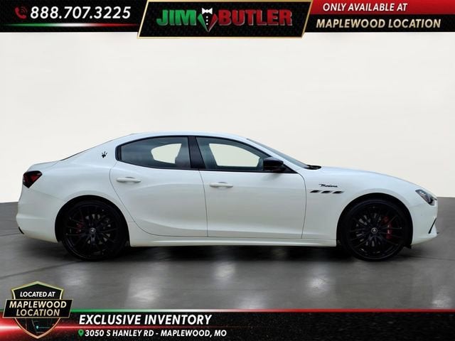 2022 Maserati Ghibli Modena Q4