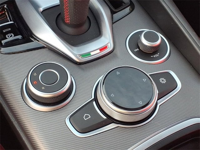 2021 Alfa Romeo Giulia Ti Sport