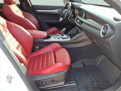 2024 Alfa Romeo Stelvio Veloce AWD