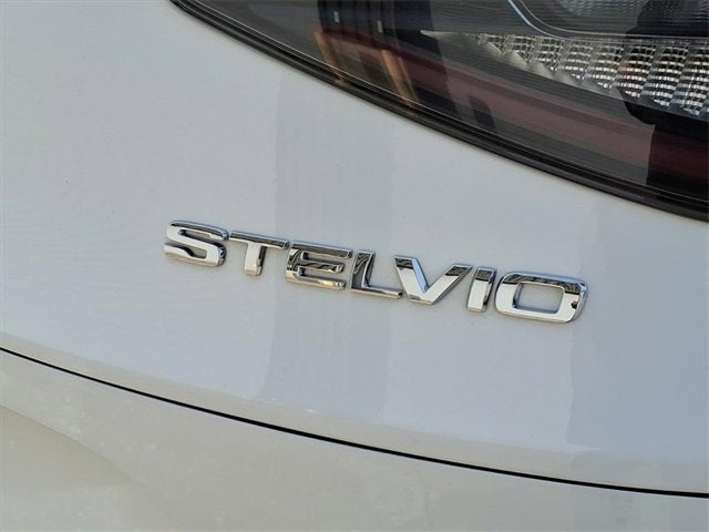 2024 Alfa Romeo Stelvio Veloce AWD
