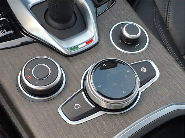 2022 Alfa Romeo Stelvio Ti AWD