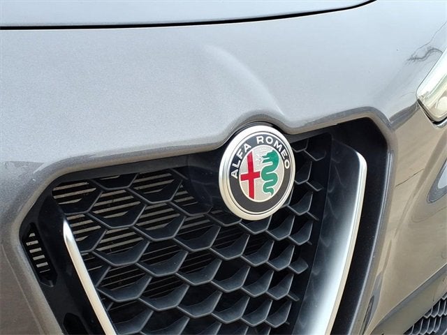 2023 Alfa Romeo Stelvio Lusso AWD