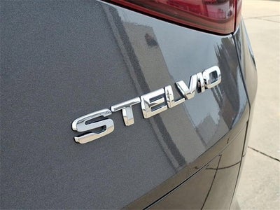 2023 Alfa Romeo Stelvio Lusso AWD