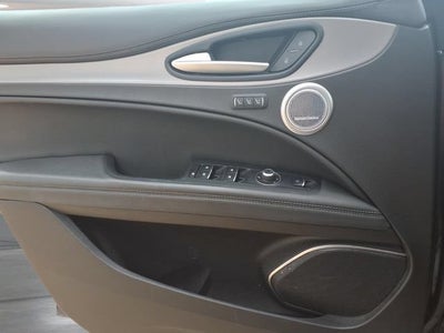 2019 Alfa Romeo Stelvio Ti Sport
