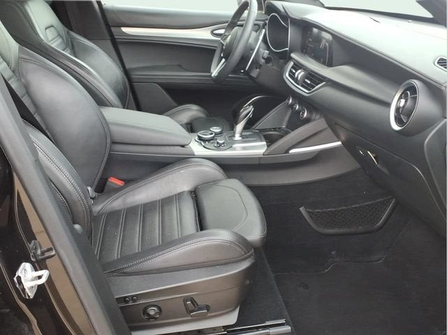 2019 Alfa Romeo Stelvio Ti Sport